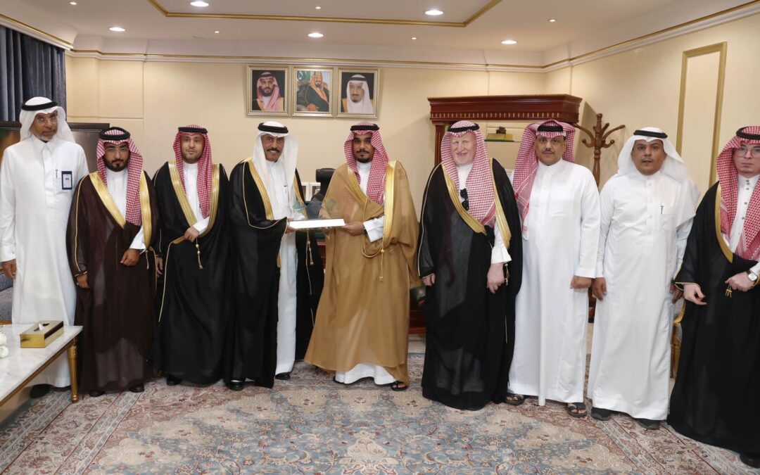 سمو نائب أمير ⁧‫نجران‬⁩ يبارك افتتاح فرع جمعية “إعلاميون” بالمنطقة