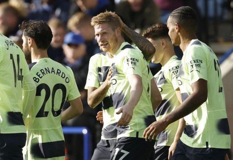 مانشستر سيتي يتصدّر البريميرليج مؤقتًا بهدف أمام ليستر