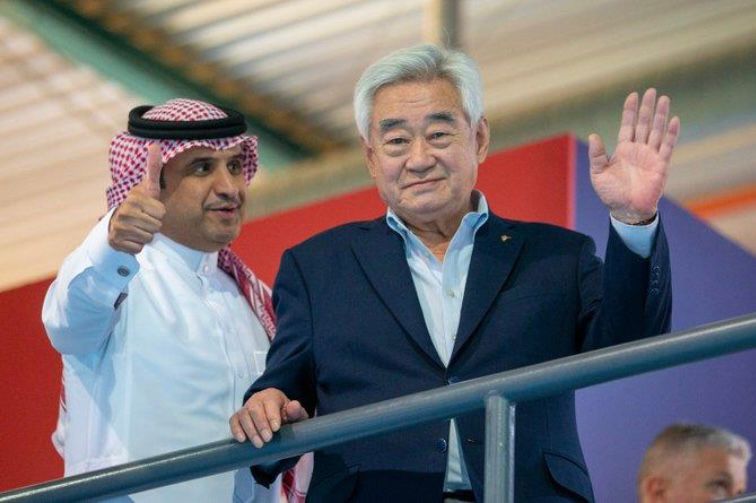 رئيس الاتحاد الدولى للتايكوندو يشهد منافسات “التجديف” بالألعاب السعودية