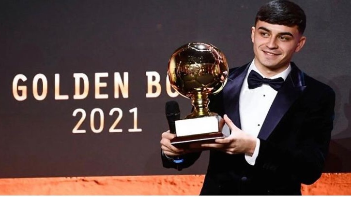 ثلاثي برشلونة ولاعب ليفربول ضمن القائمة النهائية المرشحة لجائزة الفتى الذهبي 2022