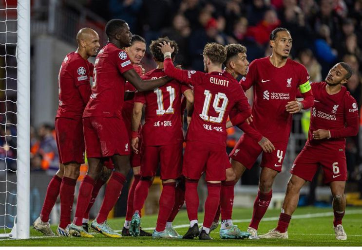 ليفربول يعبر نابولي بصعوبة ويرافقه لدور الـ 16 بدوري أبطال أوروبا