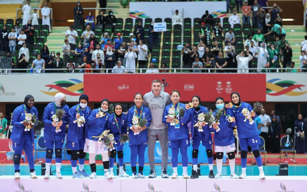الأميرة دليّل بنت نهار تتوج الفائزات..الهلال بطلاً لمنافسات الكرة الطائرة للسيدات ضمن الألعاب السعودية 2022
