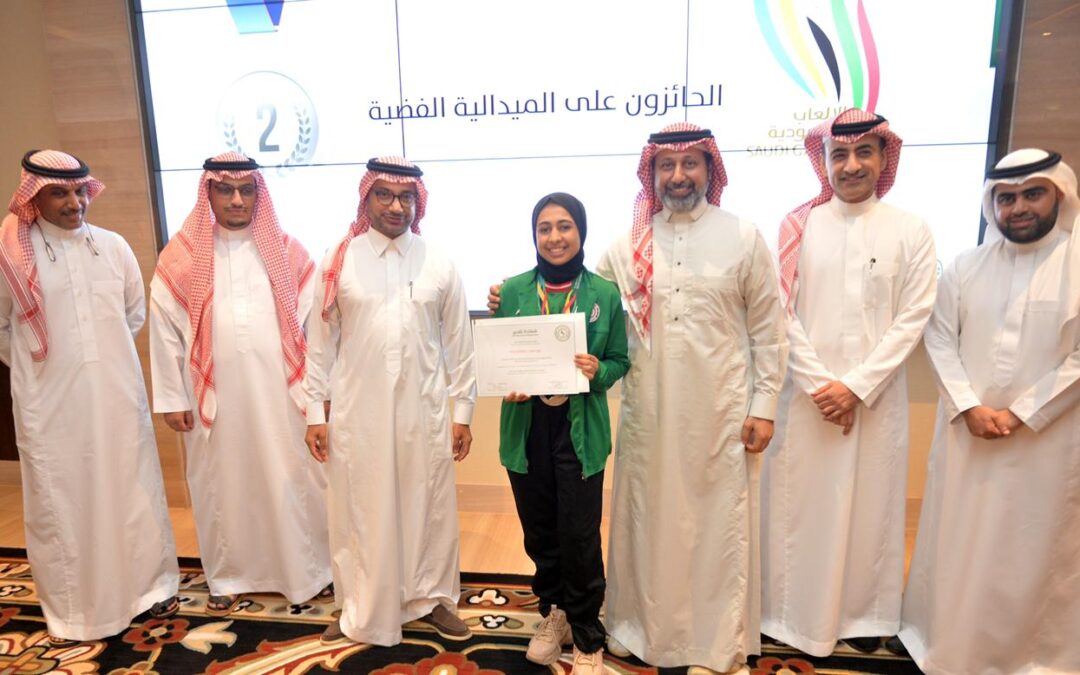 إدارة الاتفاق تكرم منجزي فارس الدهناء