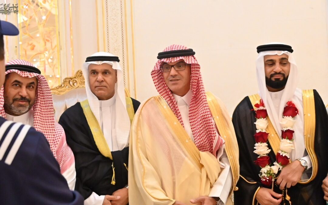 في حفل ساده المحبة والالفة..جمع كبير من الرياضيين يشاركون اليتيم زواج نجله “كرم”