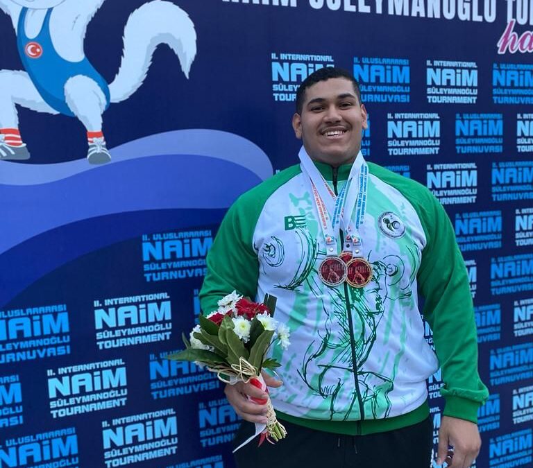 الرباع آل رضي يتوج ب 3 ميداليات ملونة في بطولة أوغلو الدولية بتركيا