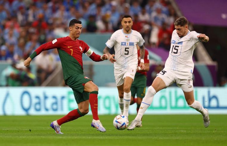البرتغال يتأهل لدور الـ 16 بعد الفوز على أوروجواي بـ”ثنائية نظيفة”