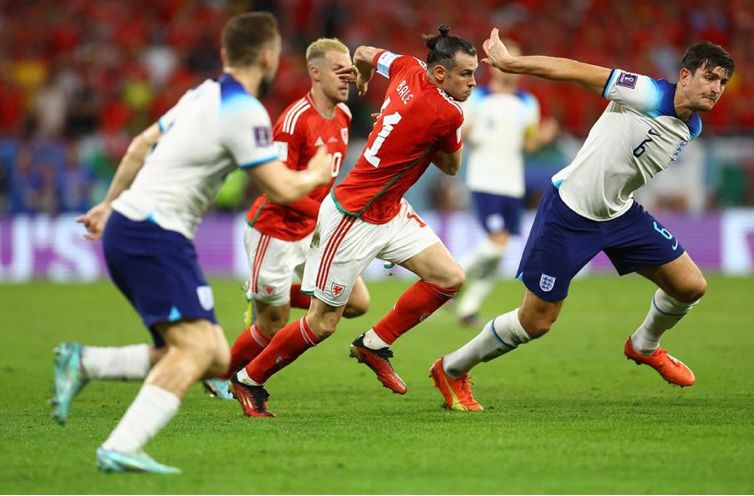 إنجلترا تتأهل إلى دور الـ 16 بالمونديال بعد ثلاثية في شباك ويلز