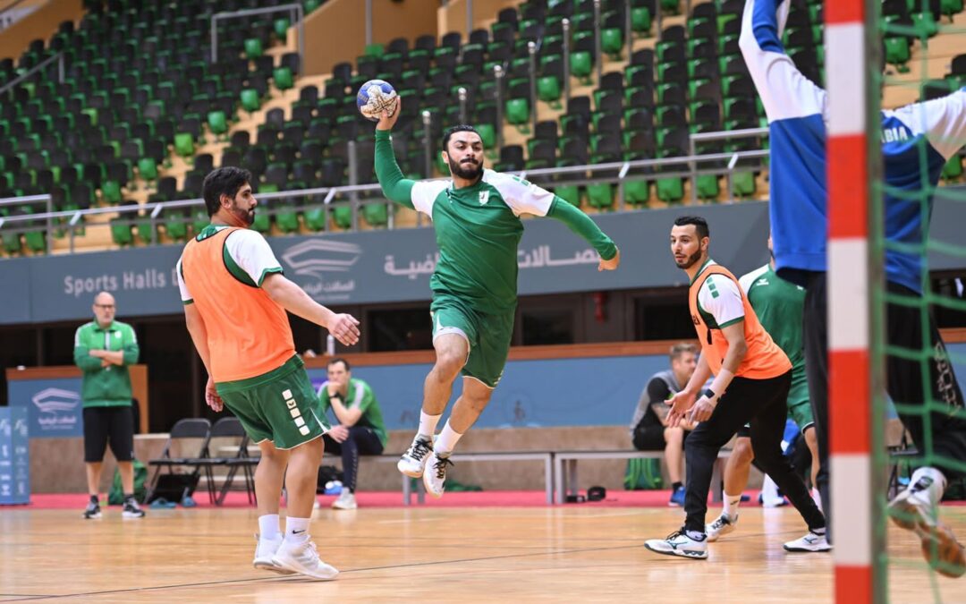 “يان” يستبعـد 3 لاعبيــن ويستدعي “فريج” .. أخضر اليد يختتم المرحلة الثانية من استعدادات بطولة العالم