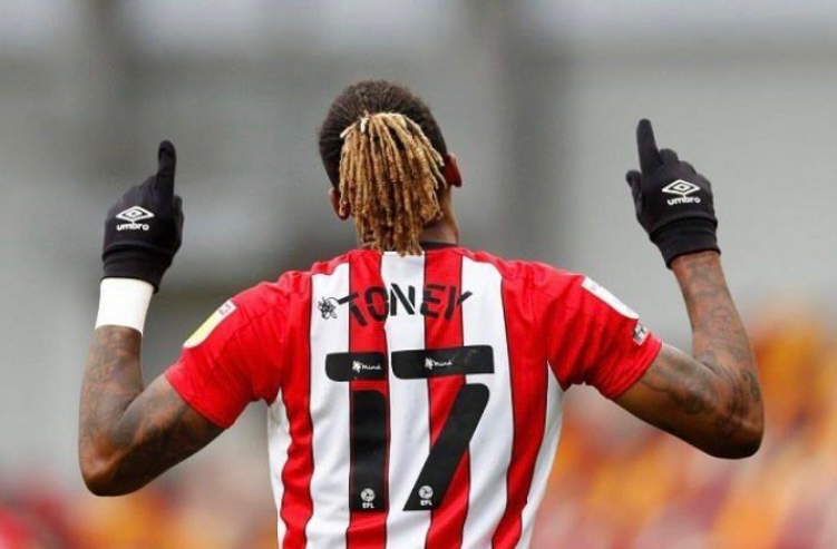 الاتحاد الإنجليزي يحقق في 30 مخالفة أخرى للوائح المراهنات ارتكبها “توني”