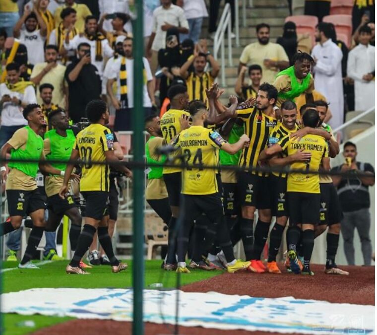الاتحاد يفوز على الشباب بركلات الترجيح ويحجز مقعدا في ربع نهائي كأس الملك