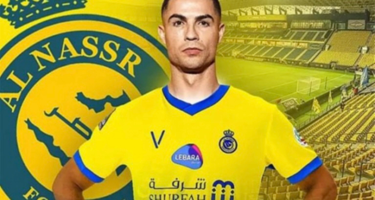 النصر يوقع مع النجم كريستيانو رونالد لمدة موسمين ونصف