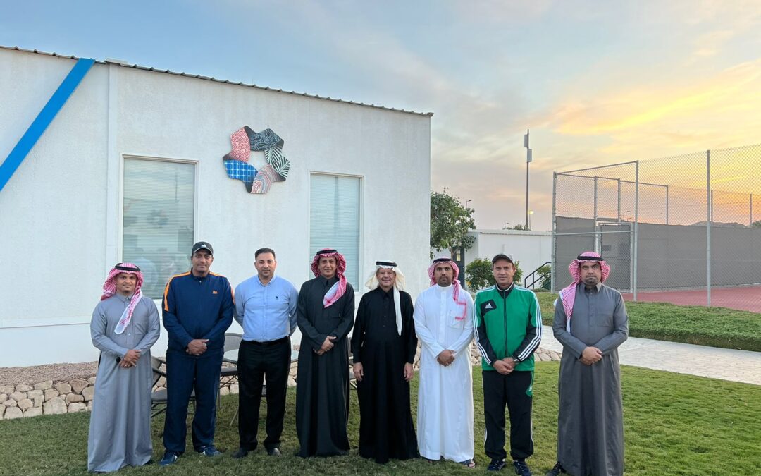 اتحاد الطائرة يزور  “نيوم”