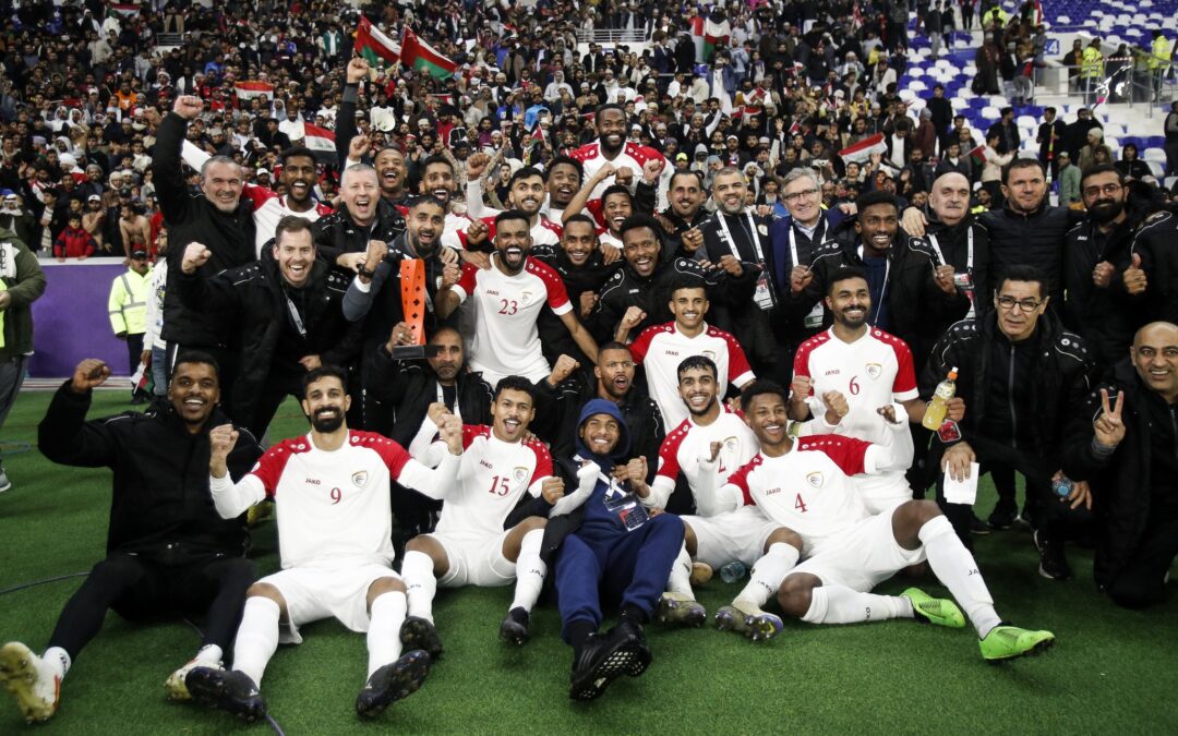 في مواجهة نارية عمان يقصي حامل اللقب ويتأهل للنهائي