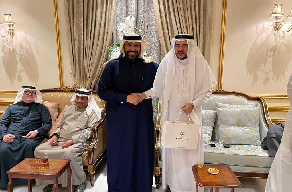 في حضرة الشعر والذكريات .. المهندس عبدالله الزهراني يكرم الاستاذ عبدالله بن عبدربه