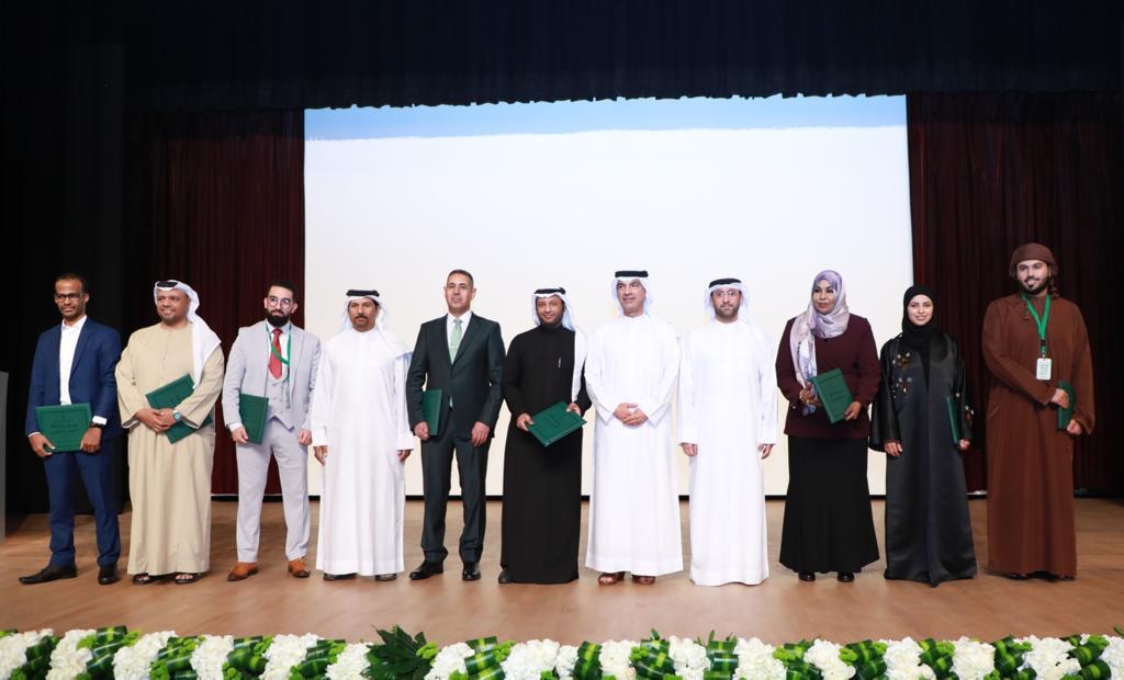 ضمن فعاليات مهرجان “الشارقة للشعر العربي”     7 شعراء يودعون شعر الألم ويحتفون بالحياة