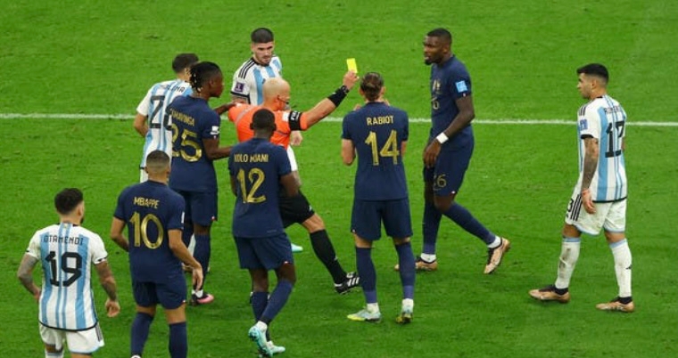 ” فيفا ” يفرض إجراءات تأديبية ضد الأرجنتين و كرواتيا