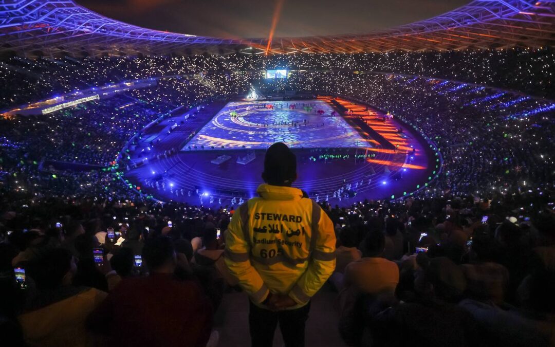 في زيارة الاولى من نوعها رئيس(الفيفا) جياني إنفانتينو يحضر إفتتاح خليجي ٢٥