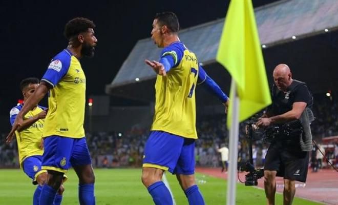 النصر يفوز على التعاون بصعوبة بهدفين لهدف