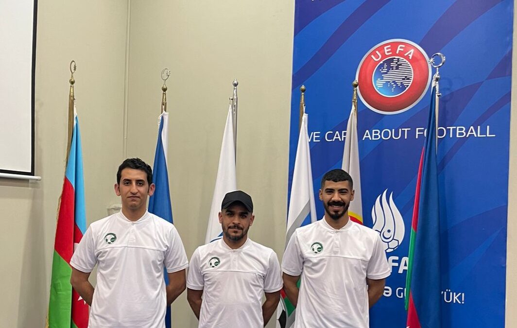 طاقم حكام سعودي بجمهورية أذربيجان لقيادة مباريات كرة قدم الصالات