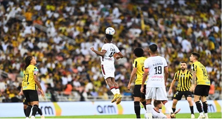 الاتحاد يُفرط في نقطتين ثمينة أمام الرائد بتعادل سلبي 