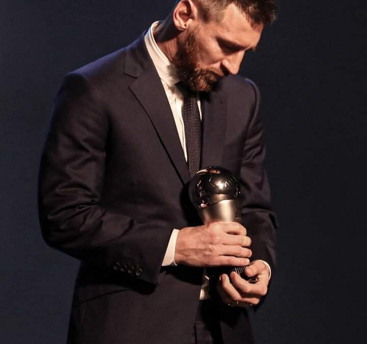 ميسي أفضل لاعب في العالم 2022