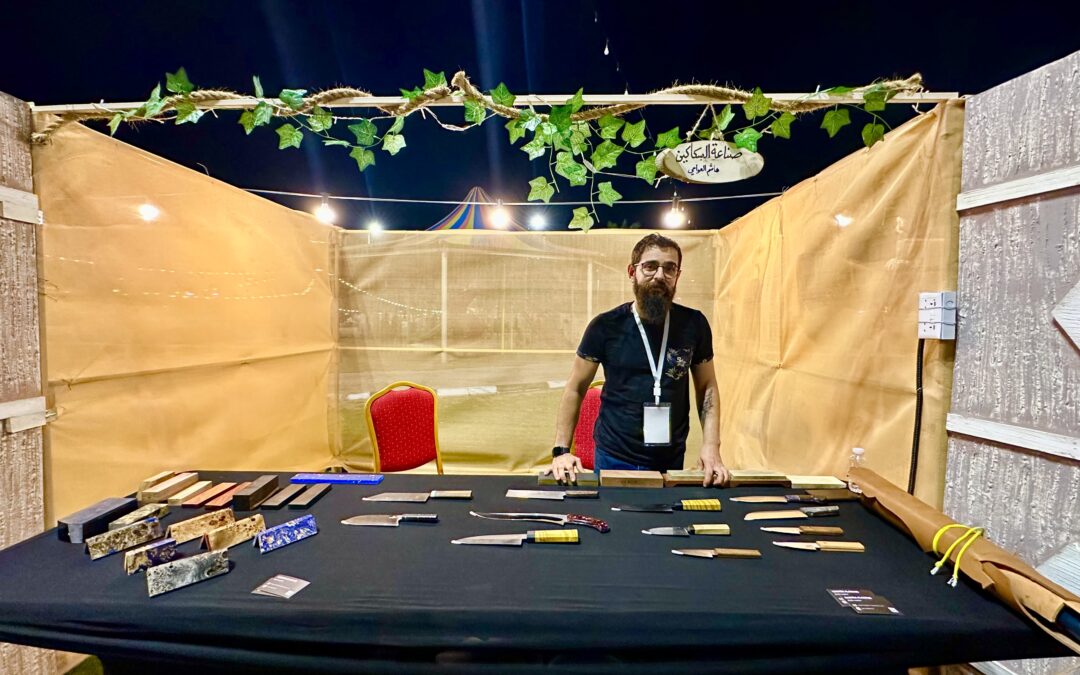 من “حرفيون 2”..  صانع السكاكين يحلم بمصنعه الخاص