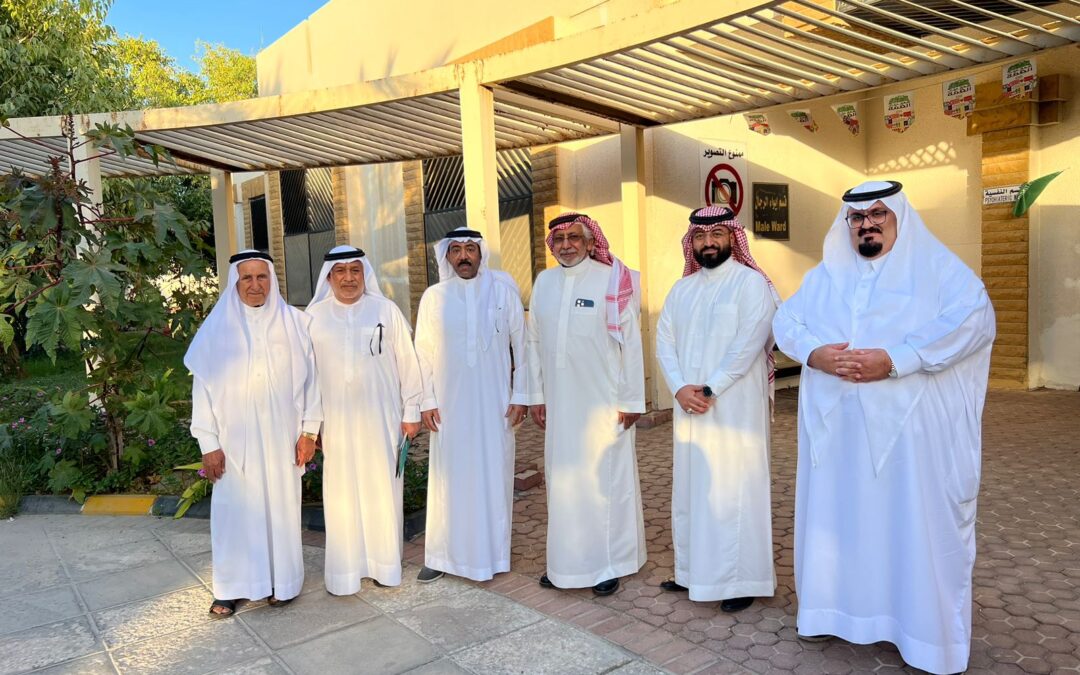 الأمير فيصل بن عبدالرحمن الرئيس التنفيذي لجمعية « لأجلهم » ضيفاً على جمعية سيهات