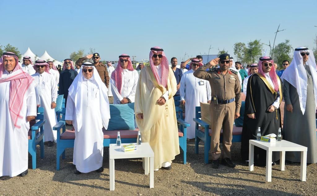 على ساحل مدينة سيهات ونيابة عن سمو أمير المنطقة.. محافظ القطيف إبراهيم الخريف يدشّن فعاليات المانجروف