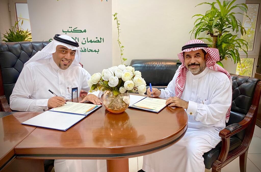 ضمن الشراكة المجتمعية.. صحيفة فرسان الرياضة توقع اتفاقية شراكة مع ضمان محافظة القطيف وتُكرم مديرها