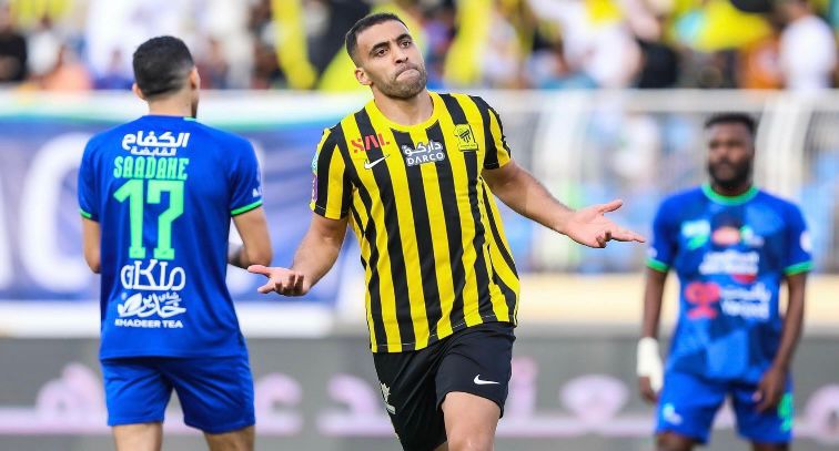 الاتحاد يسحق الفتح بخماسية لهدف بدوري روشن