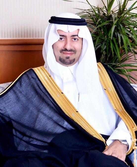 محافظ القطيف يهنئ نادي الترجي لصعوده إلى دوري يلو للمحترفين