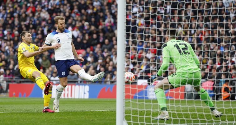 إنجلترا تفوز على اوكرانيا بثنائية نظيفة في التصفيات المؤهلة لليورو