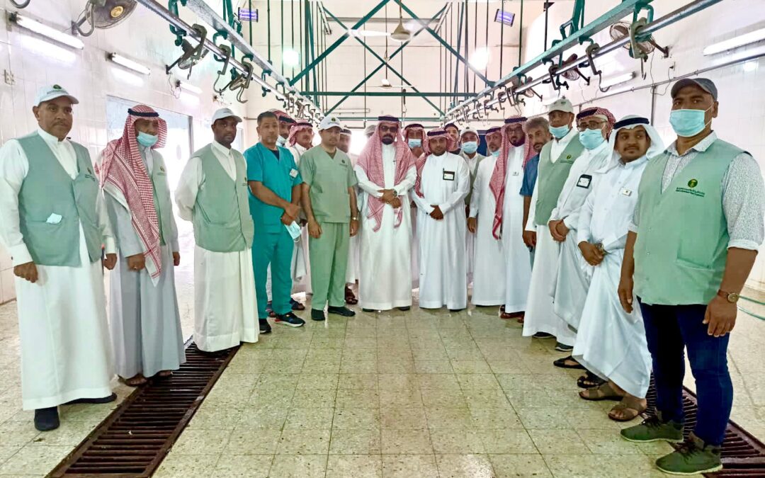 استعداداً لعيد الفطر المبارك..مكتب وزارة البيئة والمياه والزراعة بمحافظة القطيف يقف ميدانياً على جاهزية المسالخ بالمحافظة