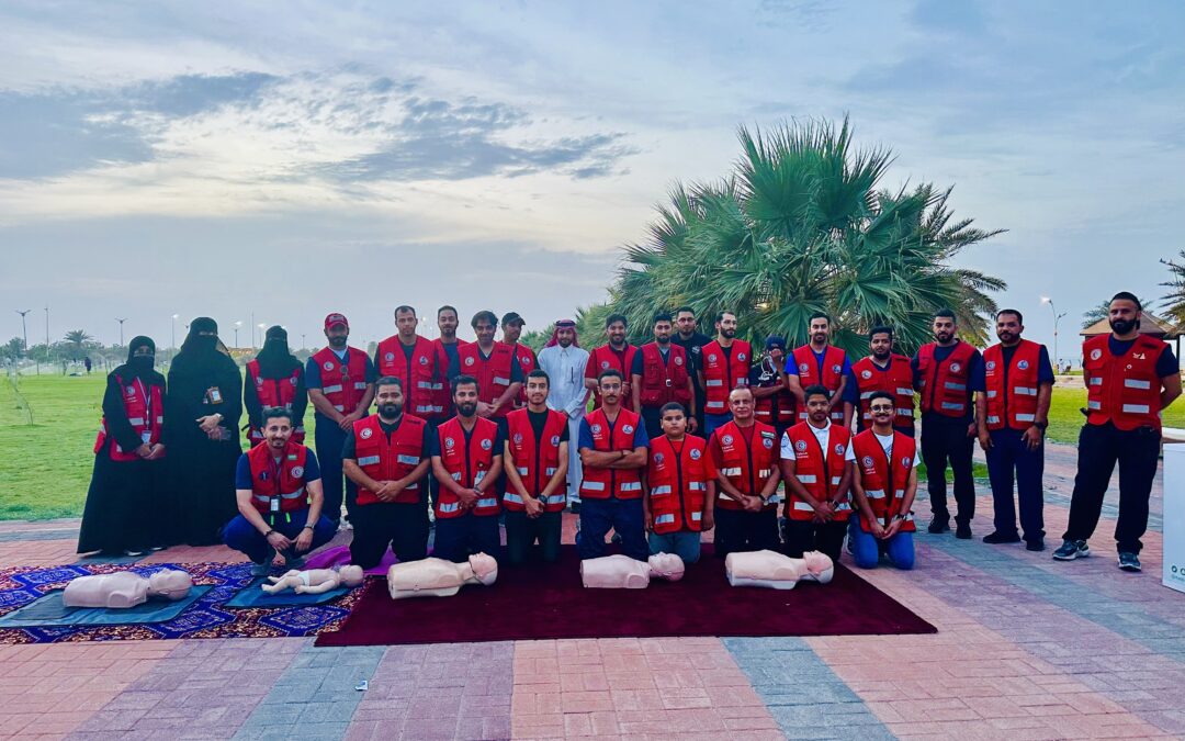 بالتعاون مع بلدية رأس تنورة .. الهلال الأحمر السعودي يطلق فعالية “لنحقق رقما “ بكورنيش رأس تنورة