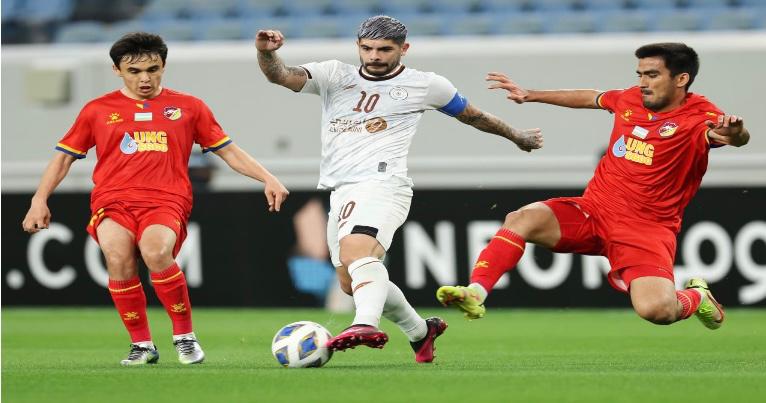 الشباب يخطف التعادل في الوقت الضائع من تشرين 