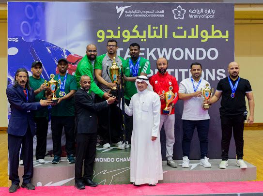 تايكوندو النور يعانق كأس الناشئين وفيفا وصيفاً والرائد واليرموك دخلا دائرة المنافسة