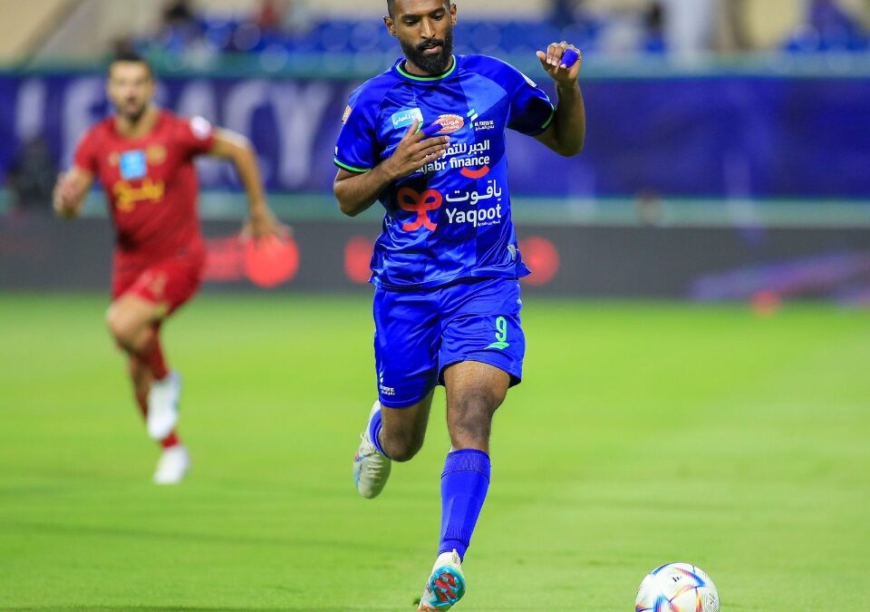 العدالة تُشعل التنافس على الهبوط بفوزها على الفتح برباعية لهدفين