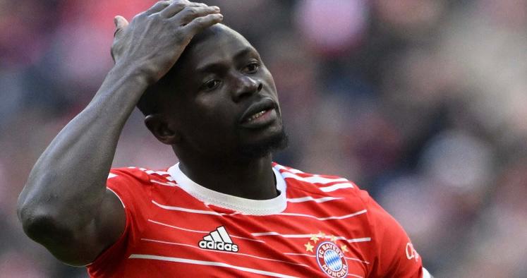 ساديو ماني يطعن ليفربول ويقرر الانضمام إلى غريمه التقليدي