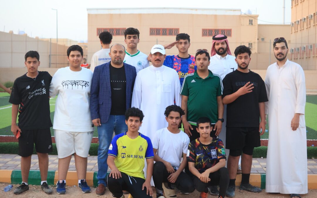 فريق الصف الثاني بثانوية فجر الشمال بطلا لمدارس عرعر 