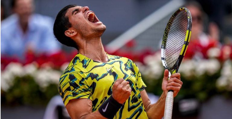 ” ألكاراز ” ينتزع صدارة التصنيف العالمي للاعبي التنس 