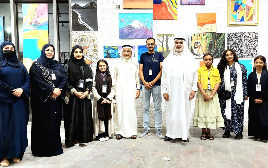 اختتام المعرض الفني التشكيلي ” لمسات فرشاة ” في جاليري فخامة الخشب بمشاركة 57 طالبة