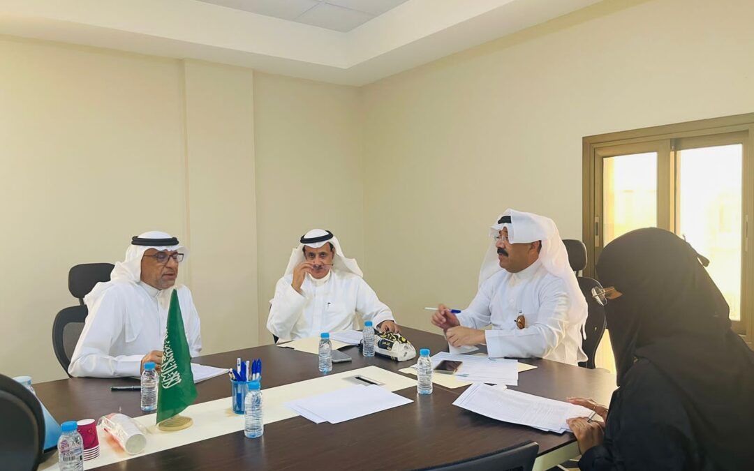 جمعيتا اللاعبين القدامى وجمعية سيهات الاجتماعية على طاولة النقاش