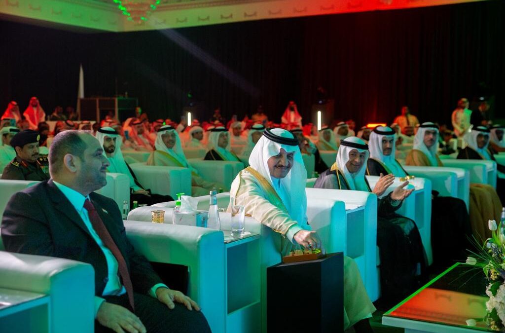 سمو أمير الشًرقية يرعى حفل بدء تنفيذ الربط الكهربائي بين دول الخليج العربي والعراق   سمو وزير الطاقة : المشروع يعزز أواصر التعاون، بين دول مجلس التعاون والعراق