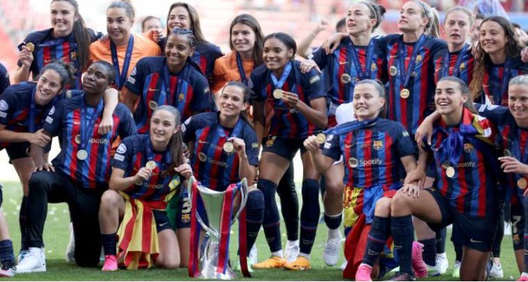 سيدات برشلونة يتوجن بدوري أبطال أوروبا للمرة الثانية في تاريخ الفريق 