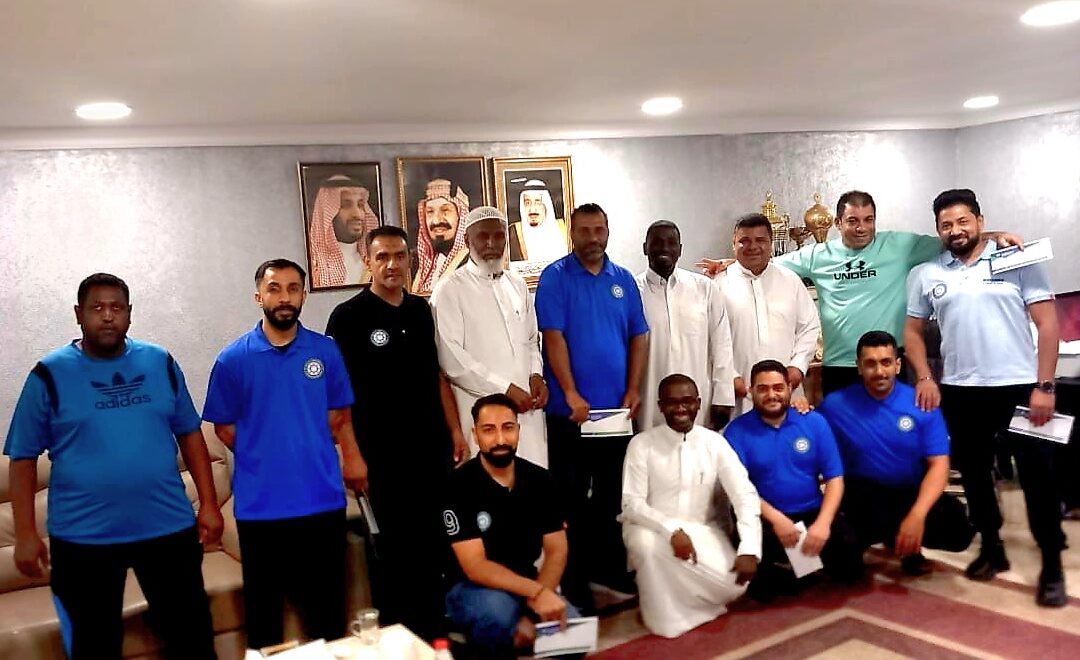 نظير انجازاته المتميزة..ادارة نادي الجزيرة تكرم فريق البلياردو