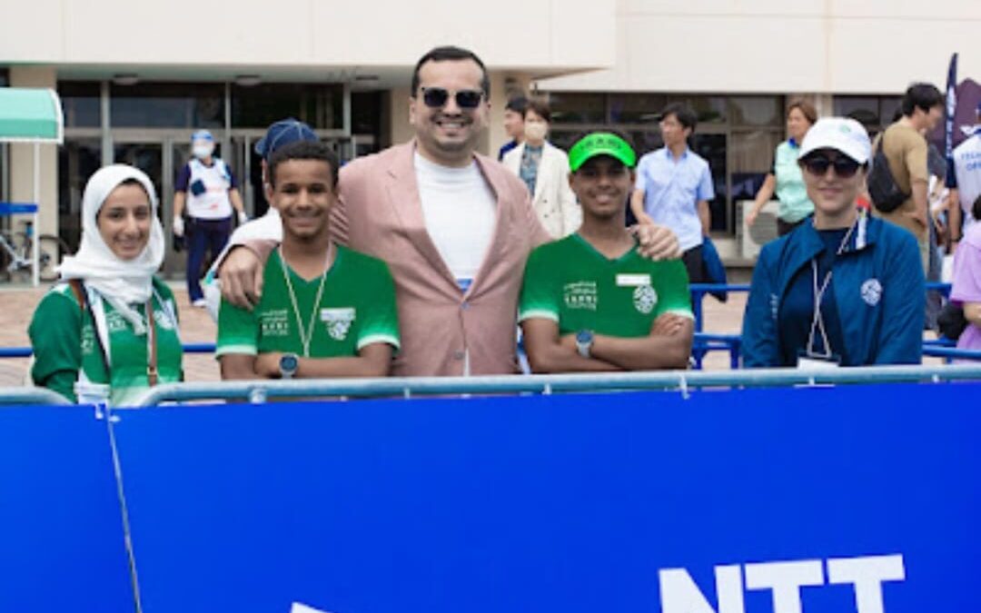 فهد بن جلوي يتوج ابطال اسيا للترايثلون ، ويجتمع بلاعبي الاخضر 