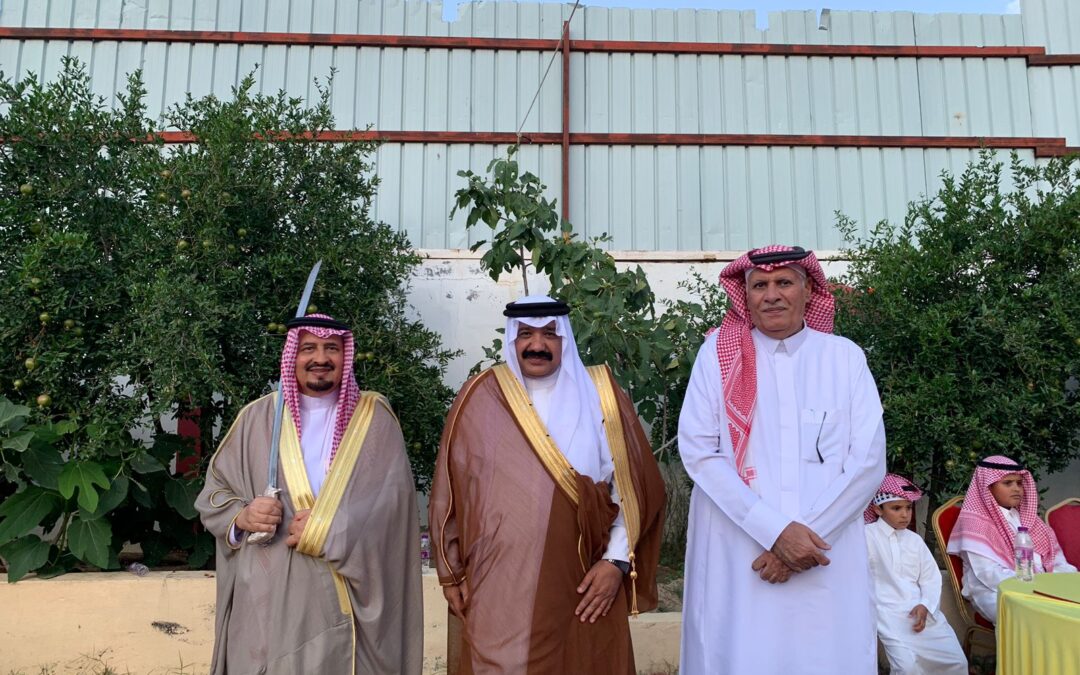 المشرف على متحف قبائل زهران يكرم اللواء عبدالله العلياني في حضرة عدد من المشايخ ورموز زهران