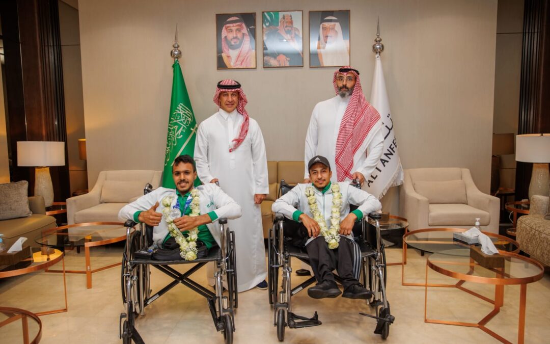 عبدالله بن فهد والصبان يستقبلان القرشي ودوشي بعد تأهلهما لأولمبياد باريس ٢٠٢٤