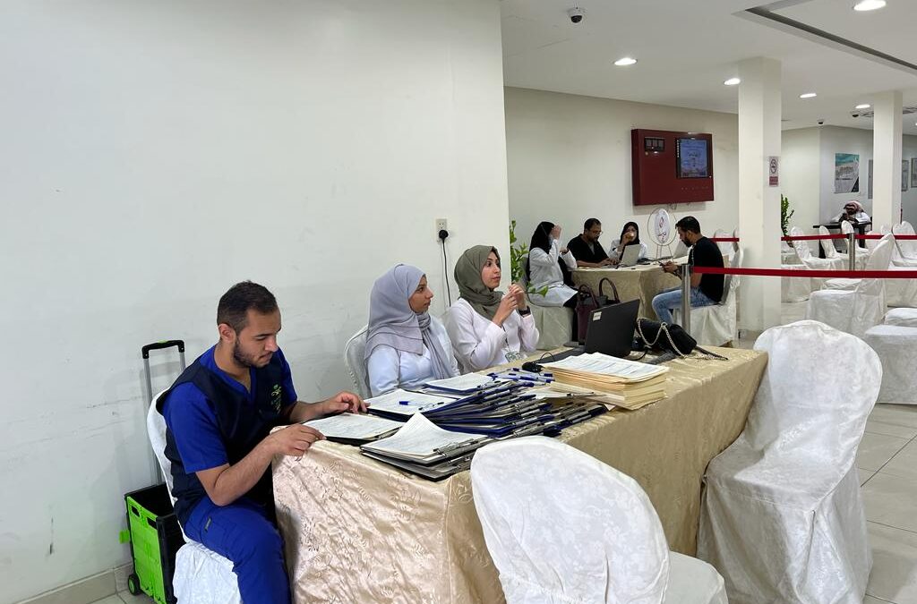 ضمن أدوارها المجتمعية..بلدية القطيف تطلق حملة التبرع بالدم داخل مقرها