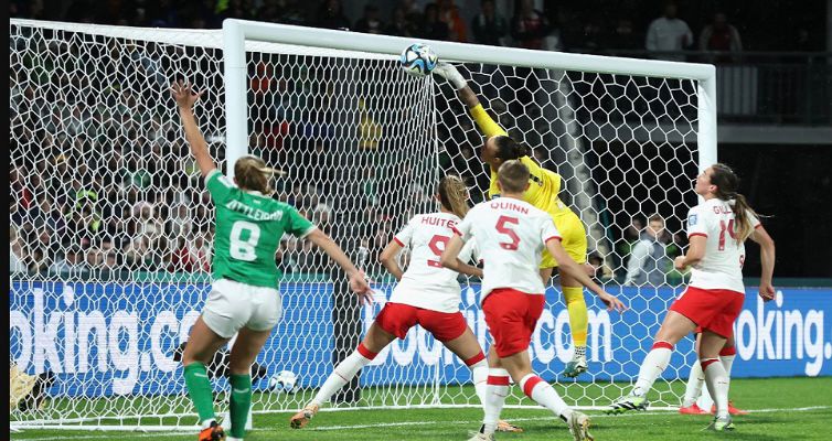 الإيرلندية مكابي تسجيل أجمل هدف في مونديال السيدات 